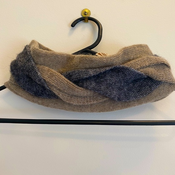 Warm Winter Head Band - Picture 2 of 6